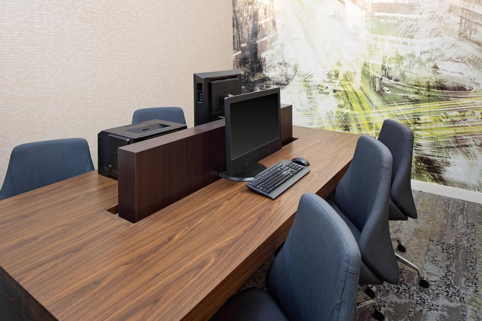 Courtyard By Marriott Houston Rice University Exterior photo